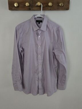 Banana Republic Men's Light Lavender Dress Shirt